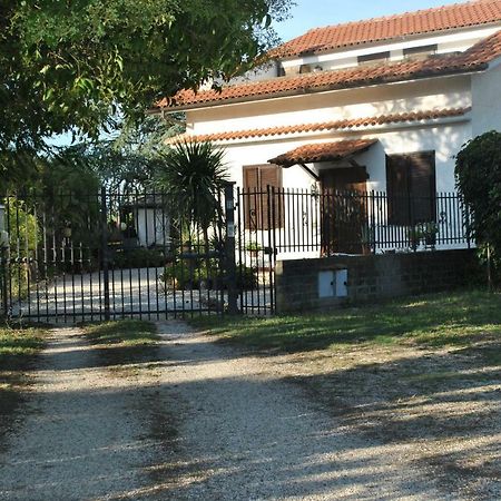 Villino Alle Terme Viterbo Bagian luar foto